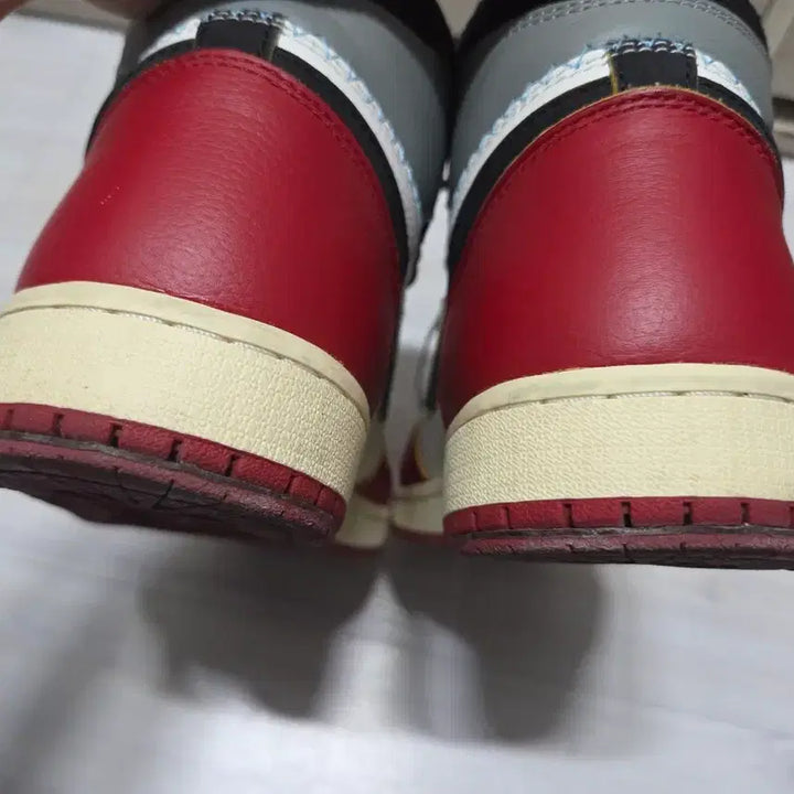 [BUNJANG] Jordan 1 Union Retro High OG Chicago Shadow 275 Sneakers / 조던 1 x 유니온 레트로 하이 OG 시카고 쉐도우 275