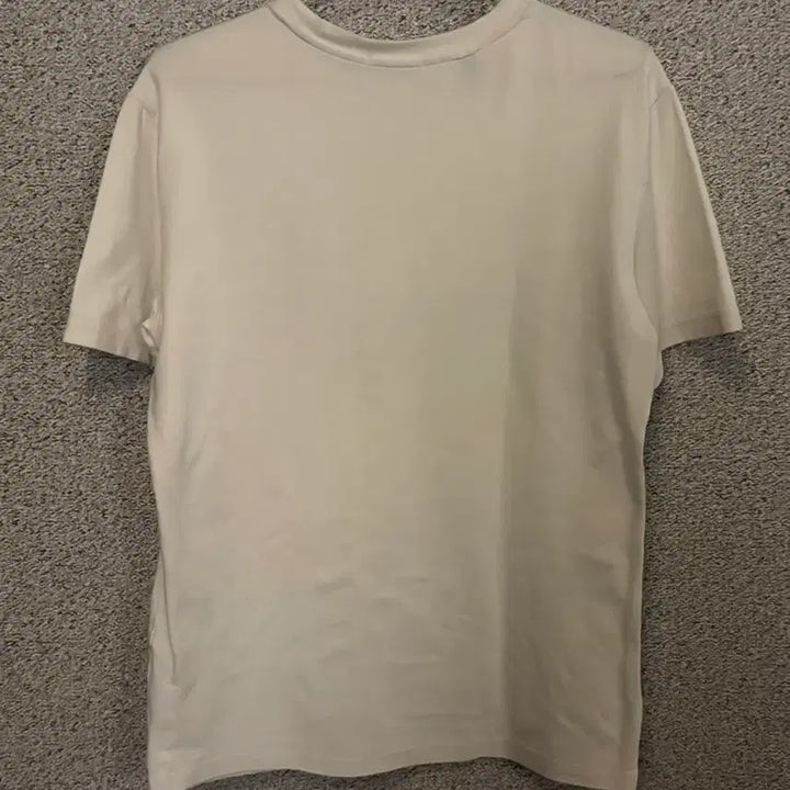 [SOLD OUT] 게스 반팔티 L (화이트)