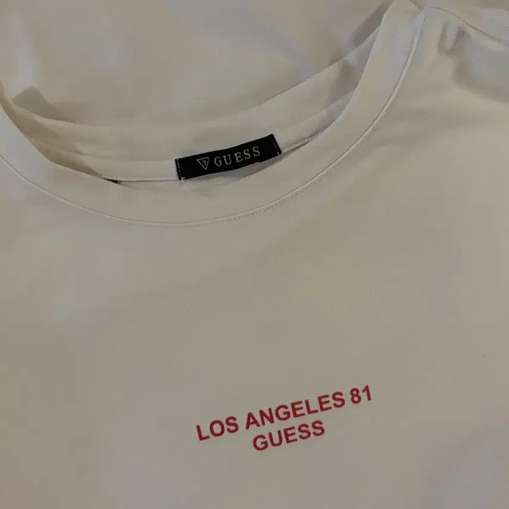 [SOLD OUT] 게스 반팔티 L (화이트)