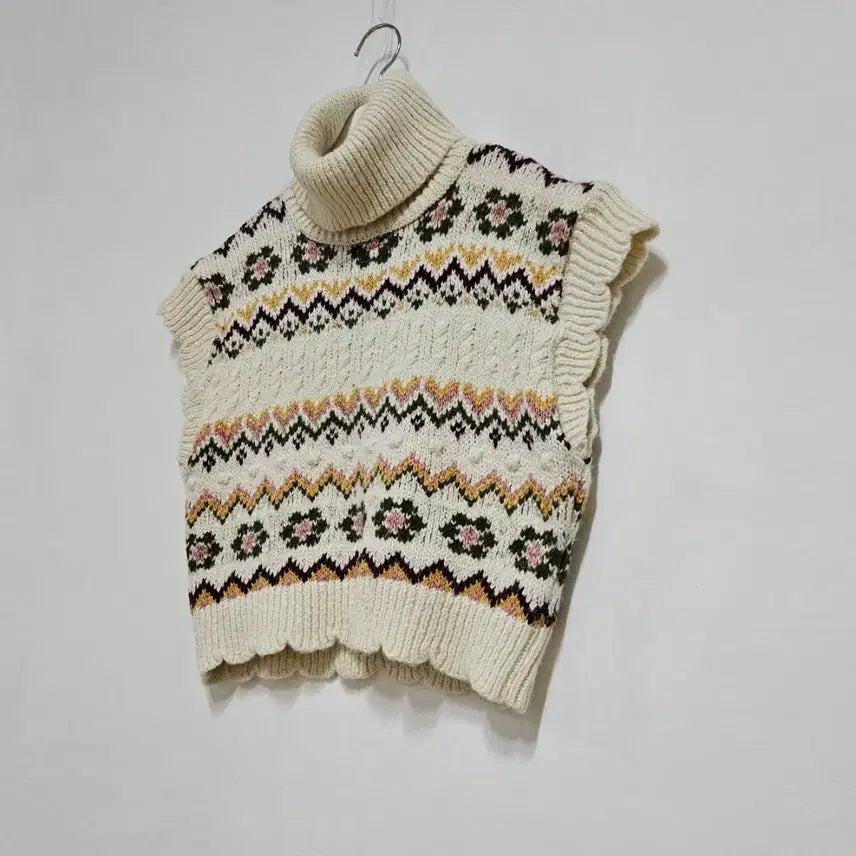 [BUNJANG] ZARA Karina 3D Knit Sweater / ZARA 카리나 입체니트