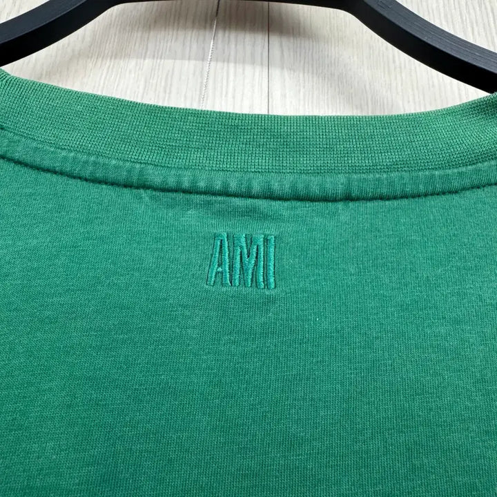 [SOLD OUT] 아미 그린 하트 로고 반팔 티셔츠