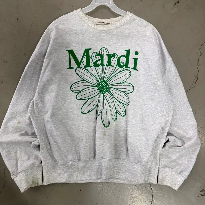 [BUNJANG] Mardi Mercredi Logo Sweatshirt / 만원샵 마르디메크르디 로고 맨투맨