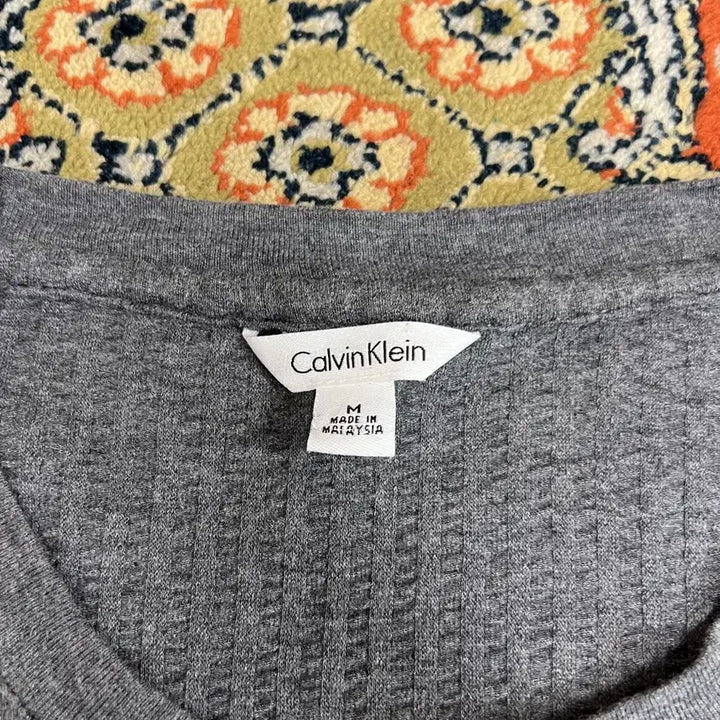[SOLD OUT] [M] 캘빈클라인 그레이 헨리넥 티셔츠