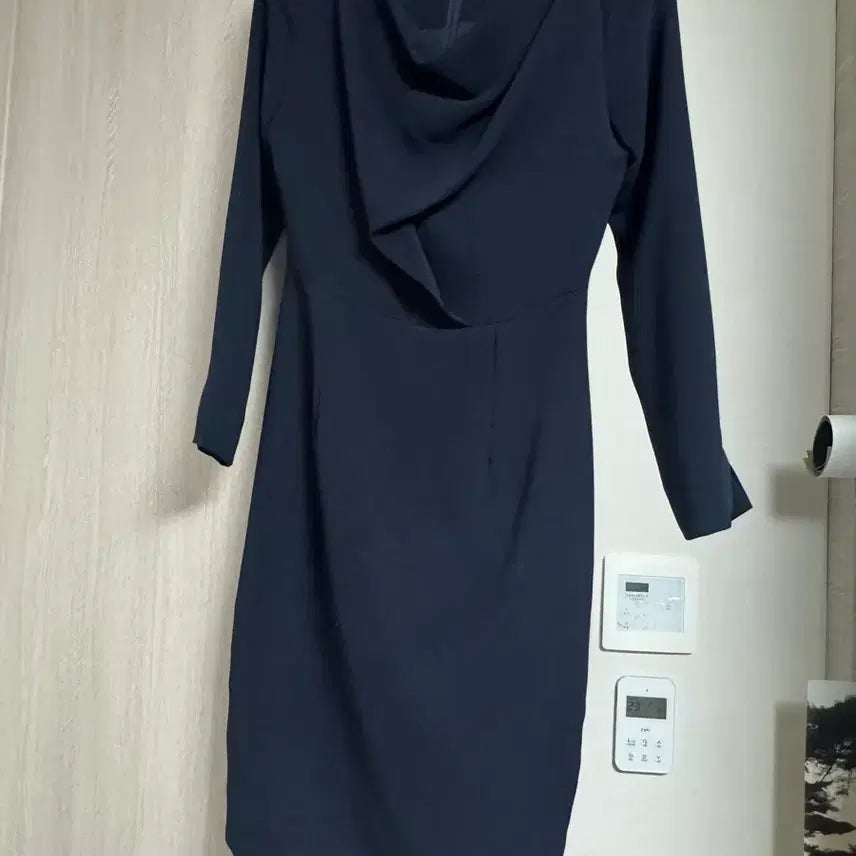 [BUNJANG] Parsons Navy Slim Midi Dress / Parsons 네이비 슬림 미디 원피스