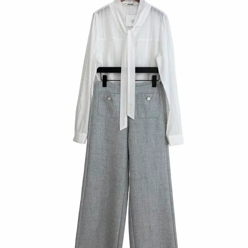 [BUNJANG] Classic Button Point Slacks / 교신안함)클래식 버튼 포인트 슬랙스-처분가