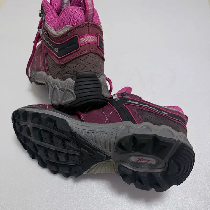 [BUNJANG] K2 Gore-Tex Hiking Shoes (Pink) - Women's / K2 고어텍스 등산화 핑크 여성용