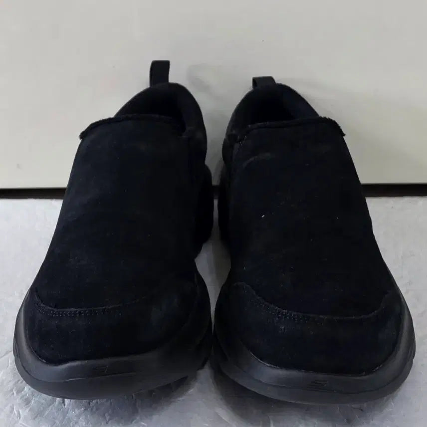 [BUNJANG] Skechers Go Walk Evolution Ultra Slip-On Warm Triple Black / [270] 스케쳐스 고워크 에볼루션 울트라 슬립온 웜 트리플블랙ㅡ최저가