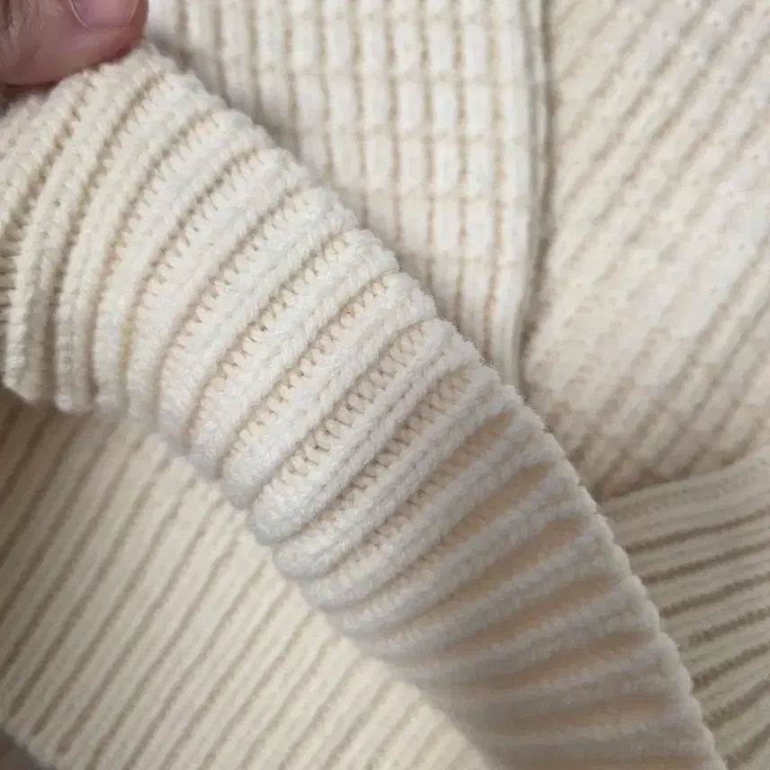 [BUNJANG] Stone Island Ivory Waffle Mock Neck Knit Sweater / 스톤아일랜드 아이보리 와플 모크넥 니트