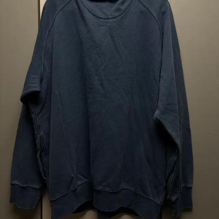 [BUNJANG] Uniqlo Vintage Blue Sweatshirt XL / 유니클로 빈티지 블루맨투맨. XL