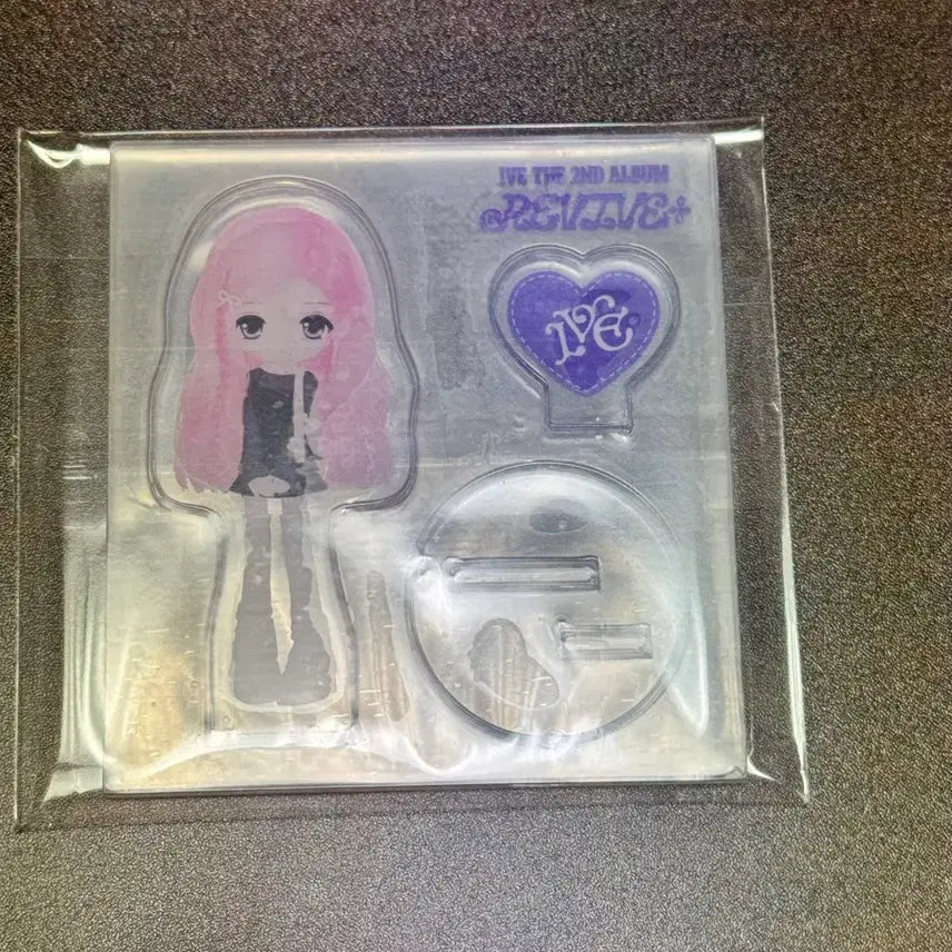 [BUNJANG] IVE Gaeul [Re-Dive] Acrylic Stand / 아이브 리바이브 가을 아크릴