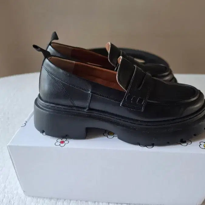 [BUNJANG] Mark Mork Loafer 245 Size / 마크모크 로퍼 245사이즈
