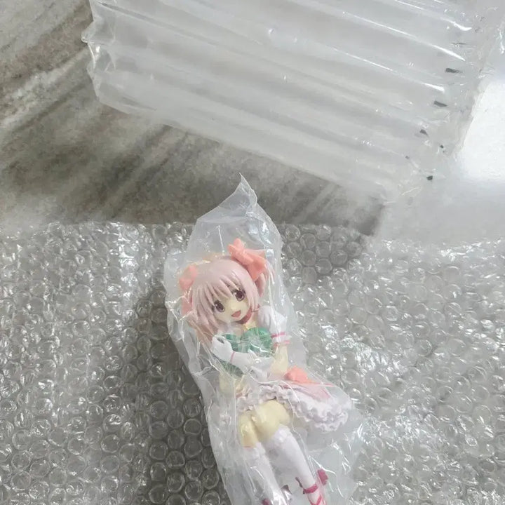 [BUNJANG] Madoka Magica Madoka Kaname Figure / 마법소녀 마도카 마기카 마도카 피규어