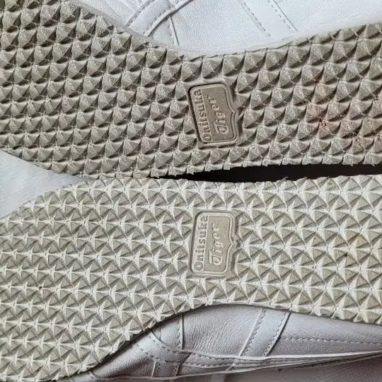 [BUNJANG] Onitsuka Tiger Sneakers / 오니츠카타이거 240