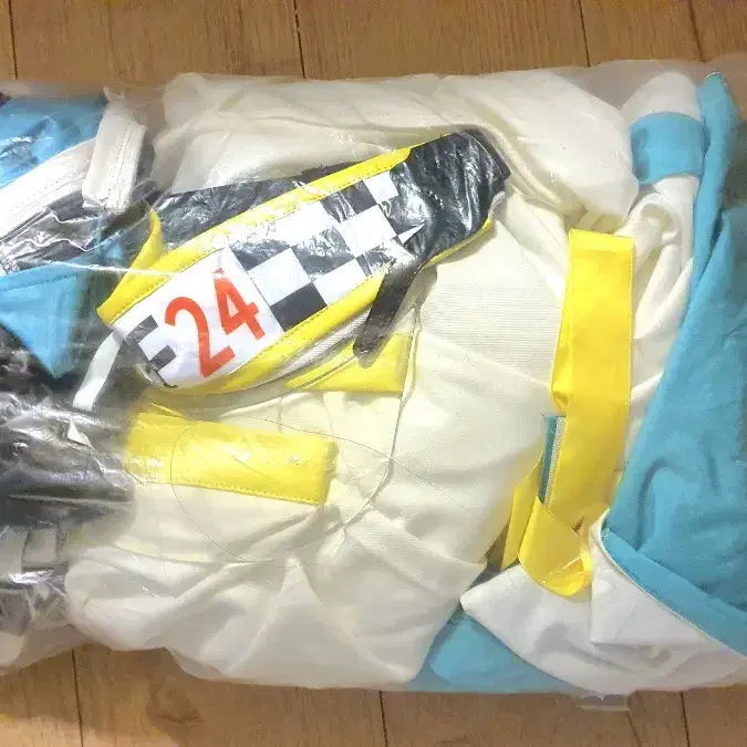 [BUNJANG] Genshin Impact Venti Racing Costume (Size M) / 운포) 원신 벤티 레이싱 M