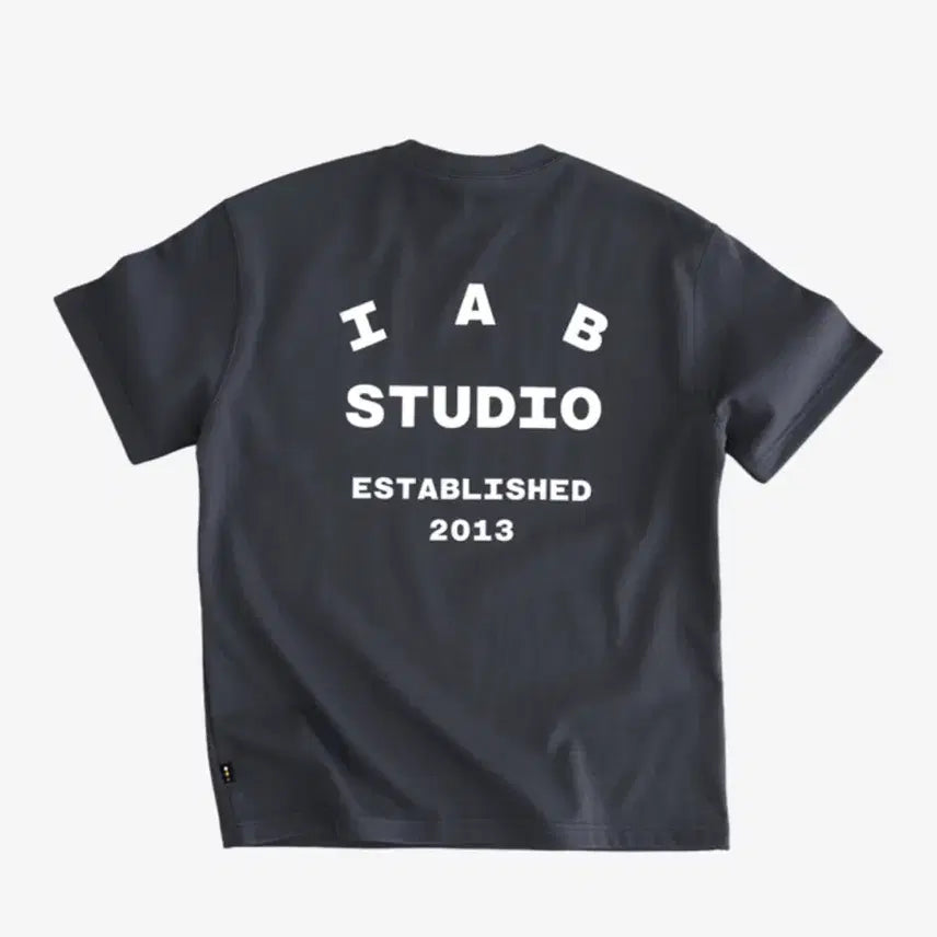 [BUNJANG] IAB Studio 26 T-Shirt Charcoal XL / 아이앱 스튜디오 26 아이앱 티셔츠 차콜 XL