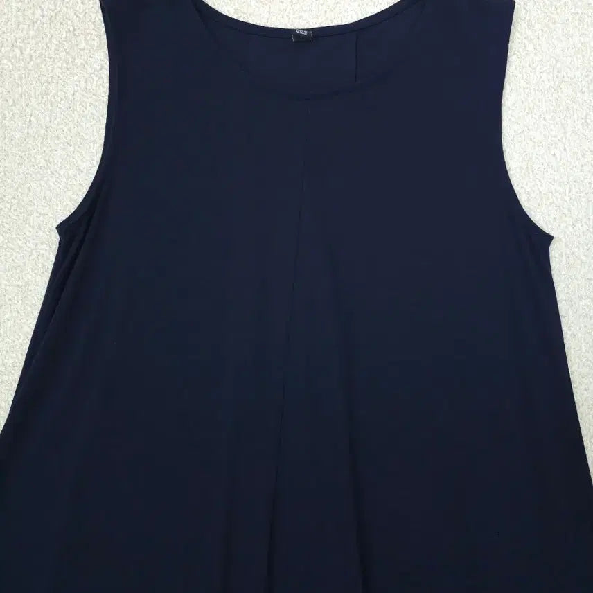 [BUNJANG] Uniqlo A-Line Midi Dress / (S)유니클로 여성 민소매 A라인 미디 원피스 네이비 K5W2855