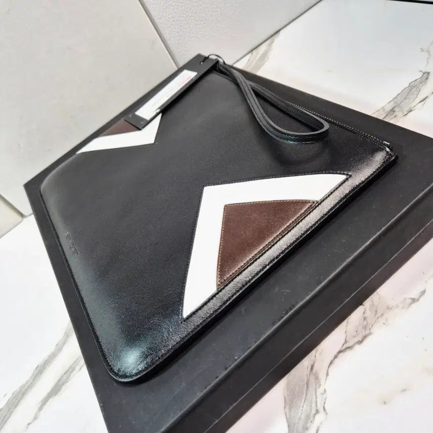 [BUNJANG] Neil Barrett Leather Clutch Bag / (정품) 닐바렛 가죽 클러치백 / 새상품