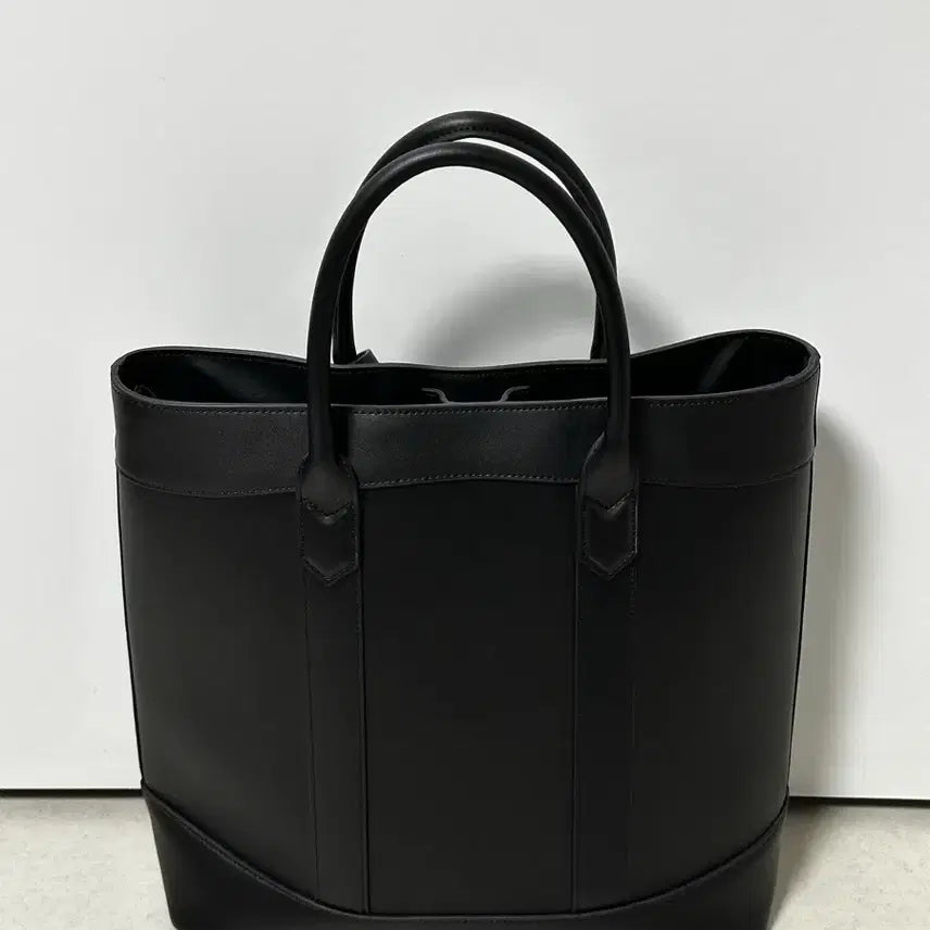[SOLD OUT] 론트 소가죽 토트백 서류가방