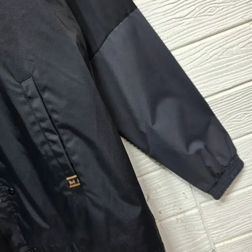 [BUNJANG] ManyMinds Windbreaker Jacket Large / 매니매스 바람막이 자켓 라지