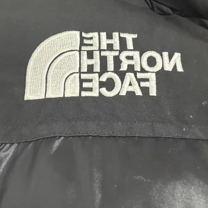[BUNJANG] The North Face Black Padded Vest (M/95) / 노스페이스 블랙 조끼 패딩 M 95 (택포)