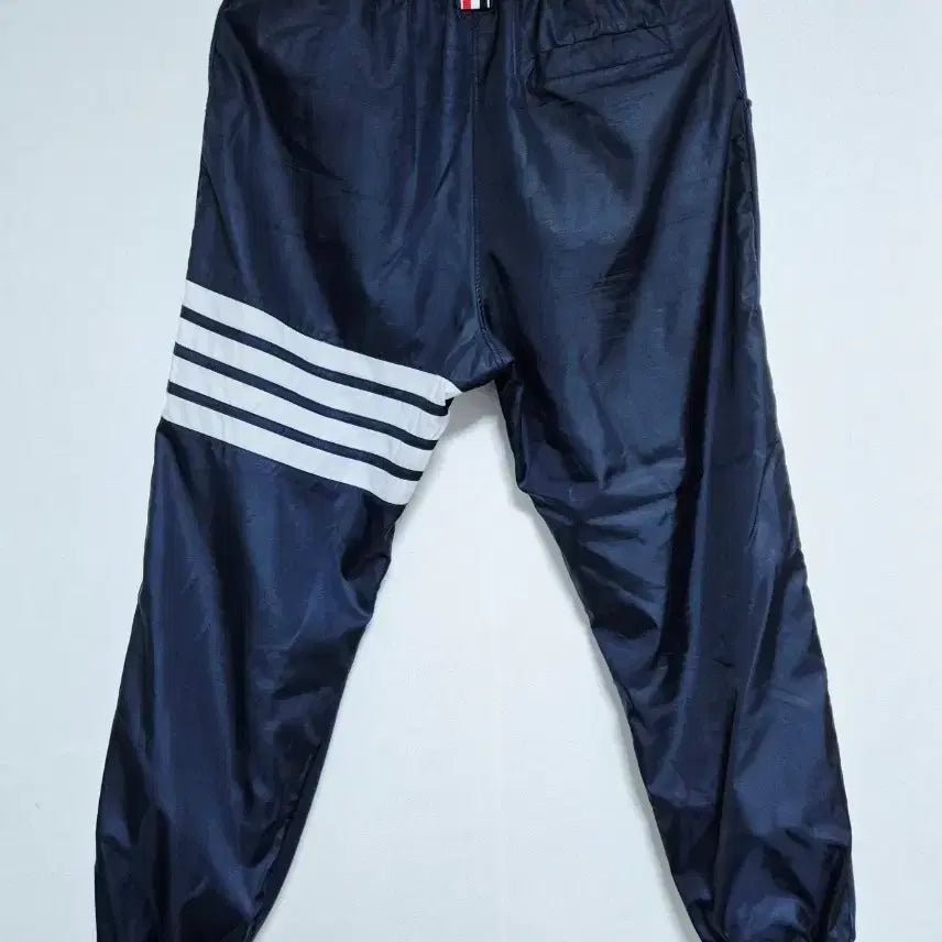 [BUNJANG] Thom Browne Stripe Jogger Pants Navy / (정품) 톰브라운 사선 스프라이트 조거 팬츠 네이비 바지 4