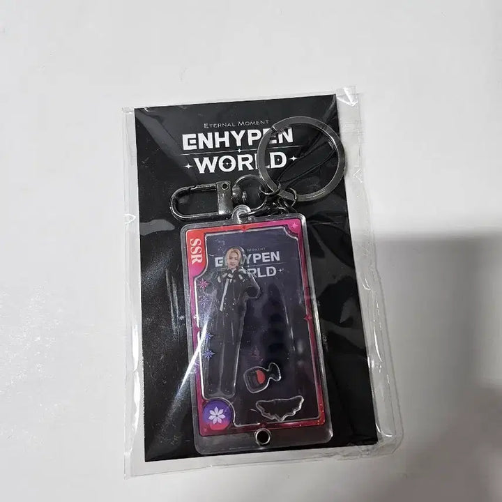[BUNJANG] ENHYPEN Vampire Garden Acrylic Keyring / 엔하이픈 월드 팝업 뱀파이어 정원 아크릴 키링