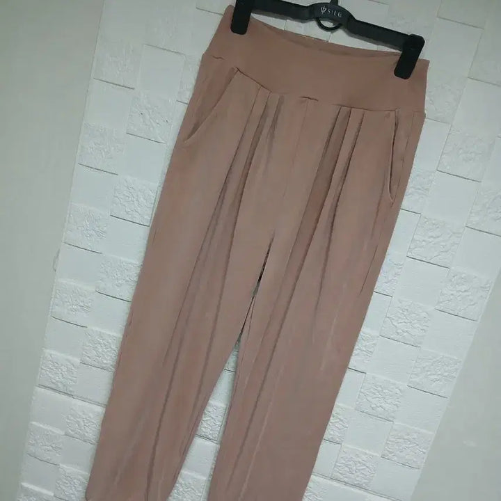 [BUNJANG] More Out Pink Harem Pants - M Size / 모어아웃 핑크 하램 팬츠ㅡM