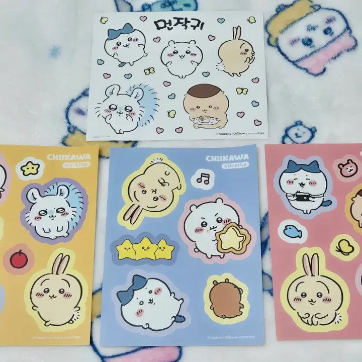 [BUNJANG] Chiikawa Munjeonggwi Sticker Book Poster Bundle Set / 치이카와 먼작귀 스티커 북 포스터 특전 일괄 양도합니다