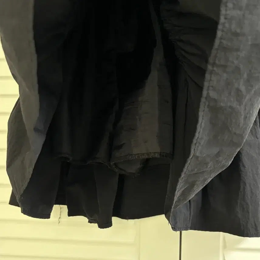 [BUNJANG] Black Vintage Nylon Mini Skirt / 검정 빈티지 나일론 미니 스커트/치마