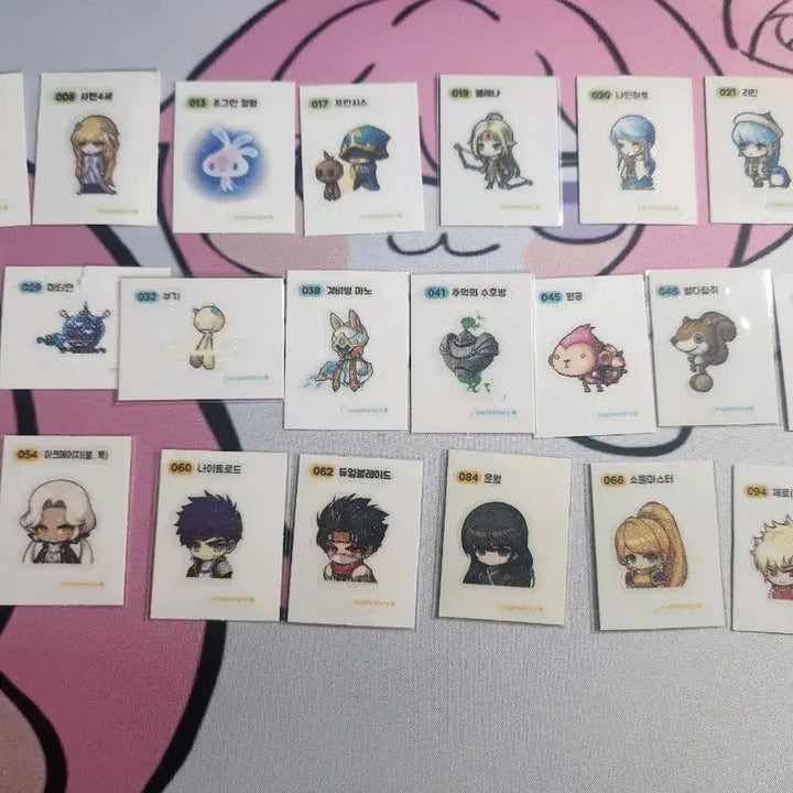 [BUNJANG] MapleStory Season 2 Ttibuseal Bundle Set / 개봉 메이플 띠부씰 시즌2