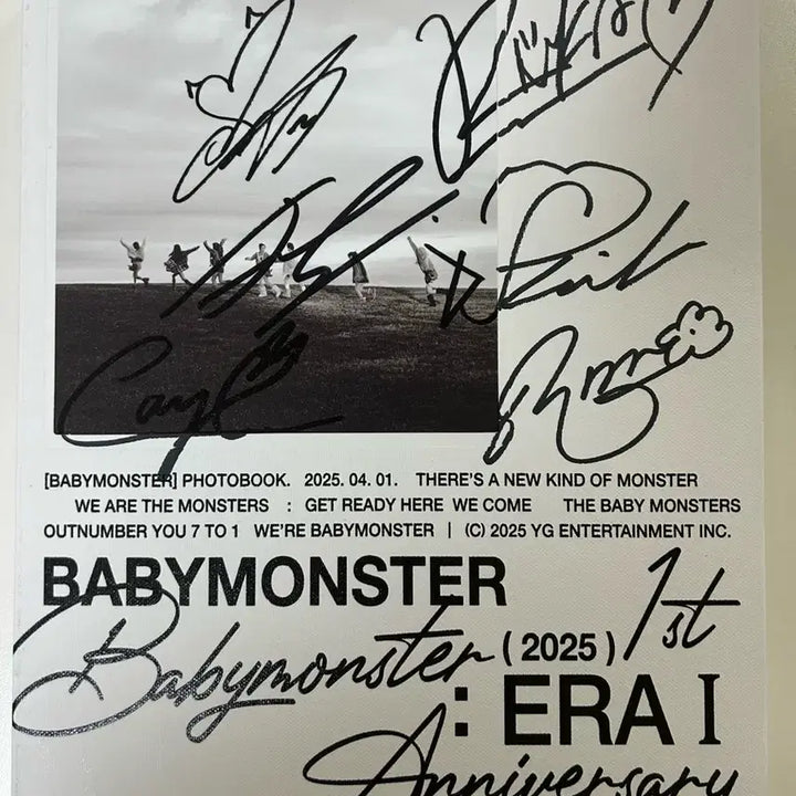 [BUNJANG] BABYMONSTER 1st Anniversary Photobook Signed / BABYMONSTER 데뷔 1주년 포토북 싸인반