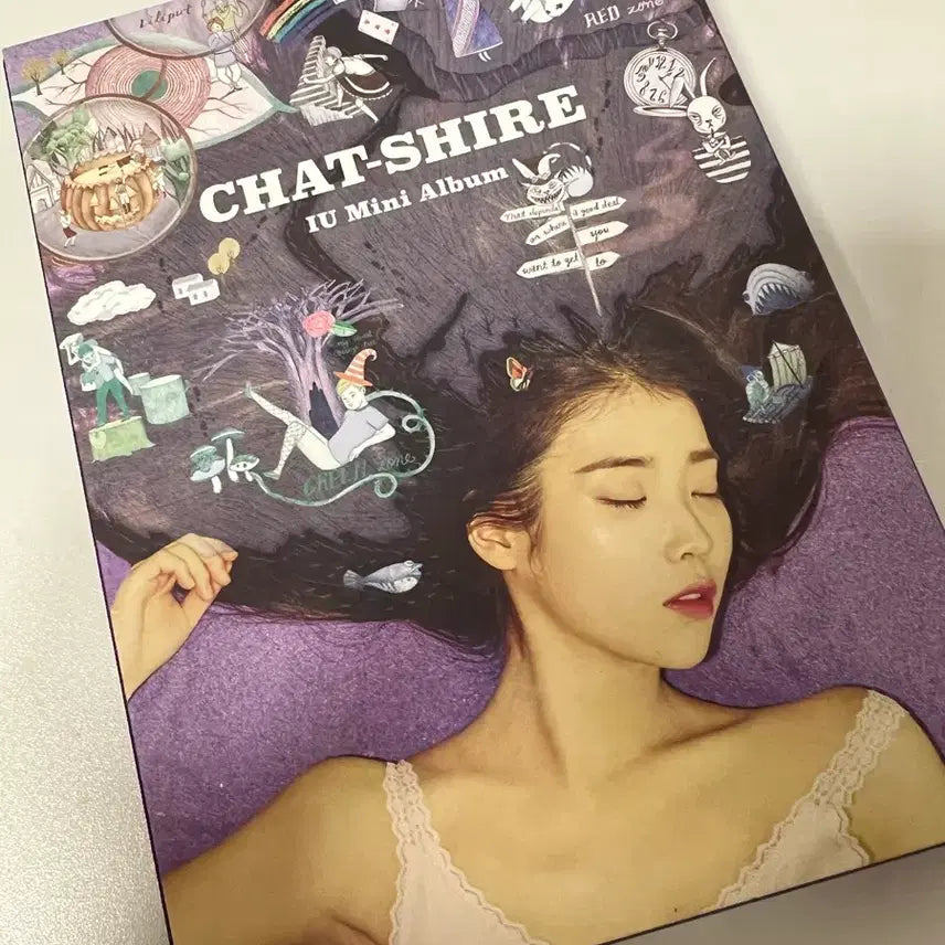 [BUNJANG] IU Chat-Shire Album / 아이유 챗셔 앨범