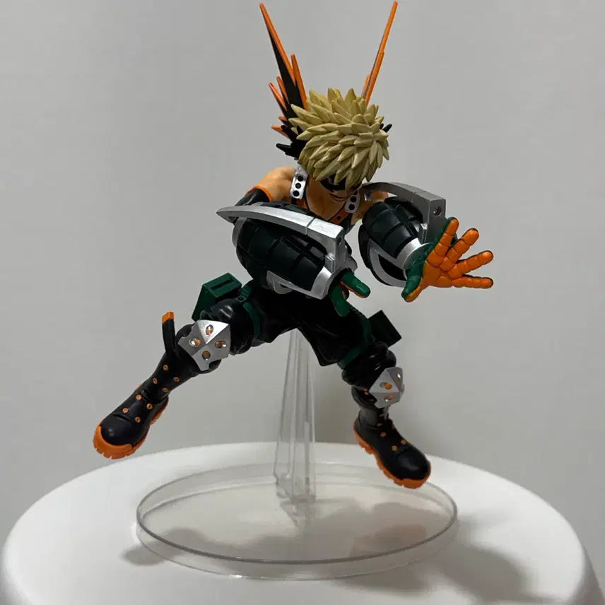 [BUNJANG] My Hero Academia Bakugo Katsuki Figure / 나의히어로아카데미아 나히아 제일복권 바쿠고 사투 B상 피규어