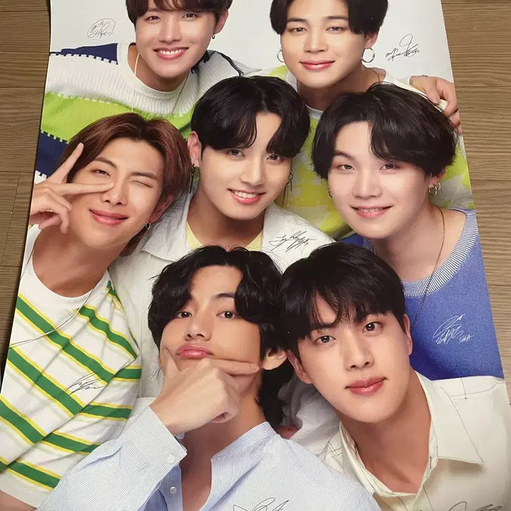 [BUNJANG] BTS Chilsung Cider Limited Edition Poster + Photocard Set / (한정판) BTS 방탄 칠성사이다 8종 브로마이드 포스터 + 포토카