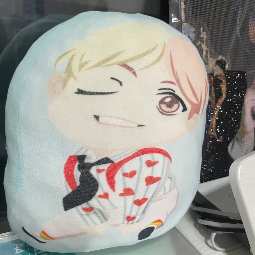 [BUNJANG] BTS TinyTAN V Cushion Doll / 방탄소년단 BTS 타이니탄 뷔 쿠션 인형 V