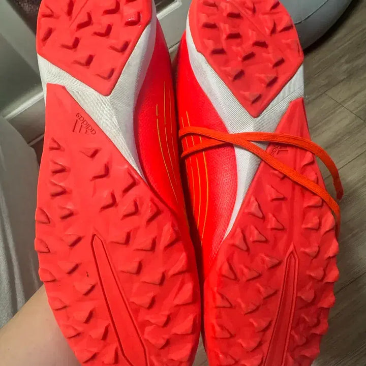 [SOLD OUT] 아디다스 프레데터 285 팝니다