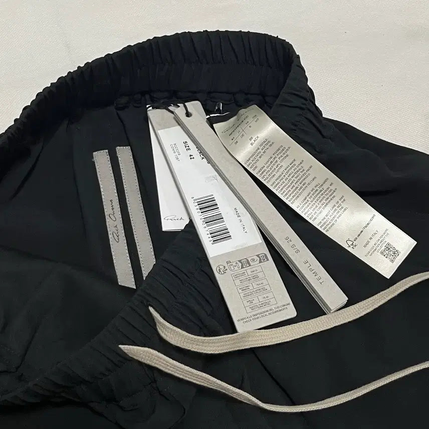 [SOLD OUT] (새상품)[42] 릭오웬스 26ss Fog 복서 쇼츠/블랙 실크
