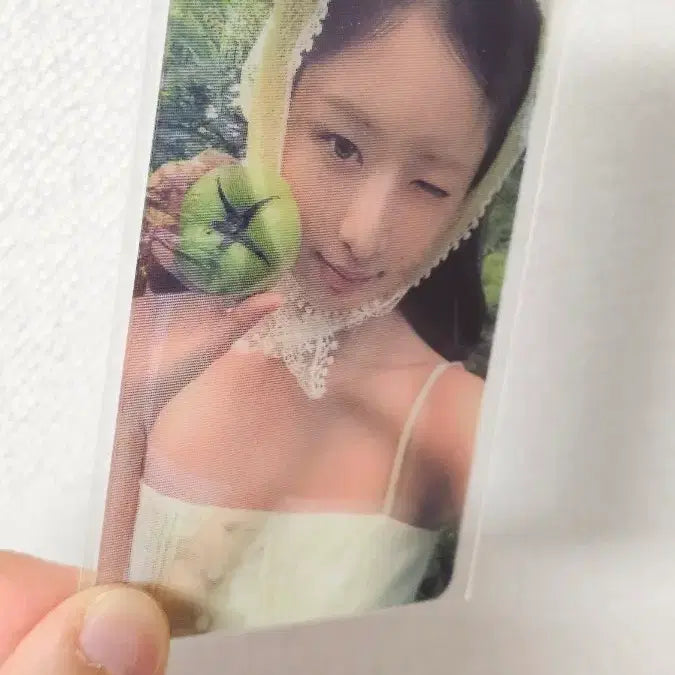 [BUNJANG] IVE Rei Fully Lenticular Photocard (Sealed) / 아이브 레이 풀리 렌티큘러 포카(미개봉)