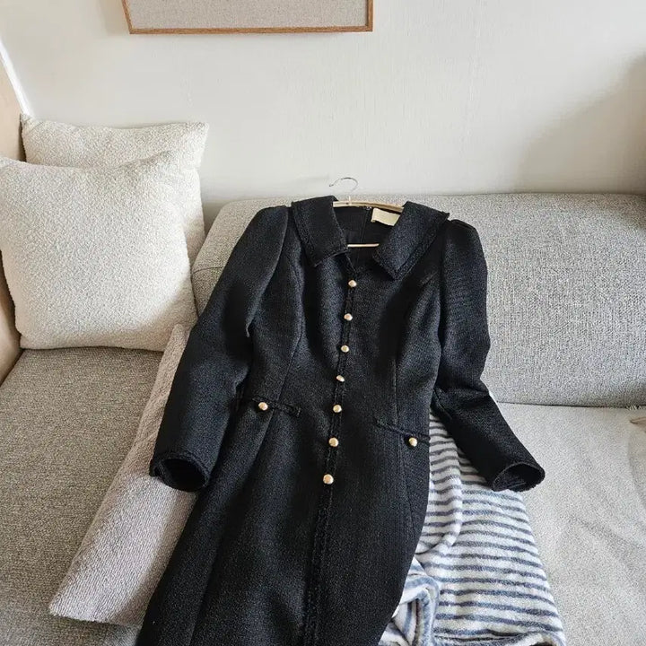 [BUNJANG] Floome Black Tweed Gold Button Long Dress / 플로움 블랙 트위드 금장 단추 원피스