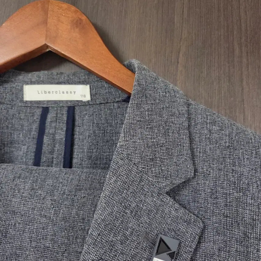 [BUNJANG] Liberclassy Transitional Suit Set / liberclasy 리버클래시 간절기 정장 슈트 셋업