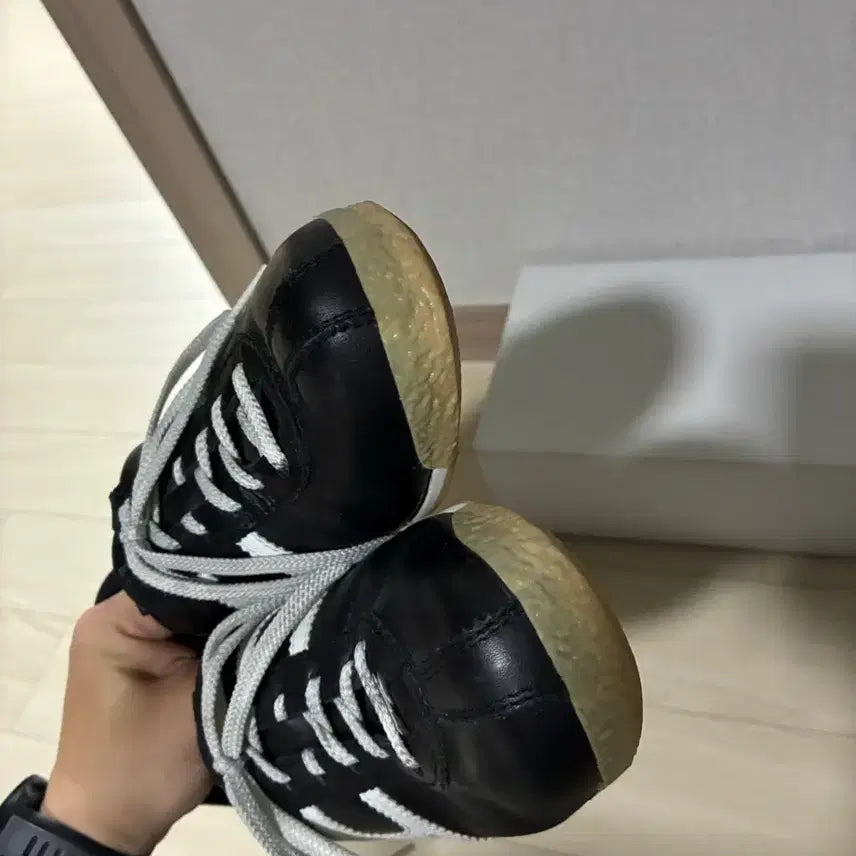 [SOLD OUT] MateS 마테스 스니커즈 MYRNA P.E 블랙 컬러 42사이즈