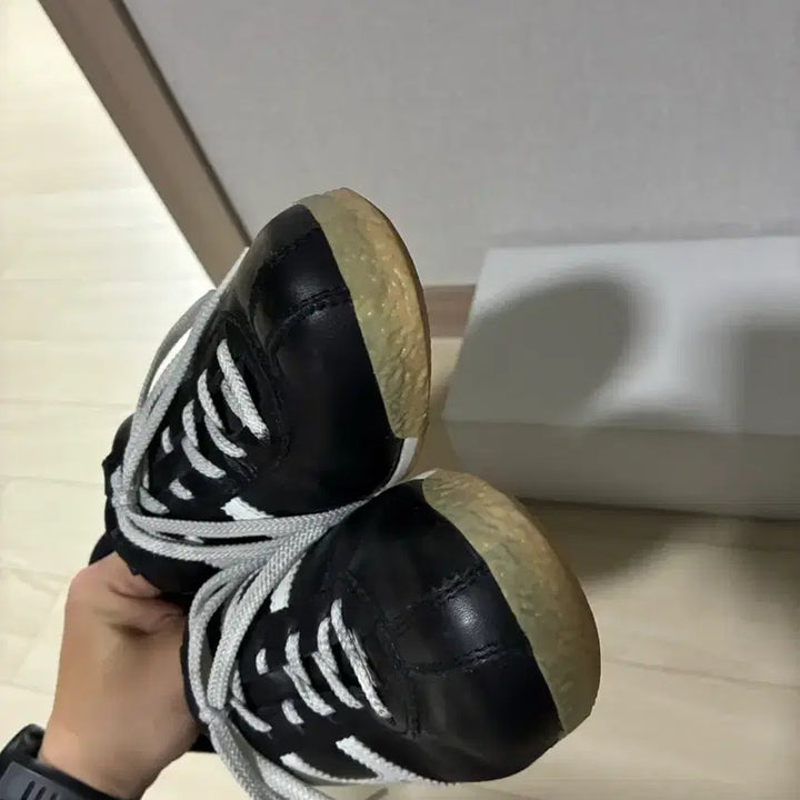 [SOLD OUT] MateS 마테스 스니커즈 MYRNA P.E 블랙 컬러 42사이즈