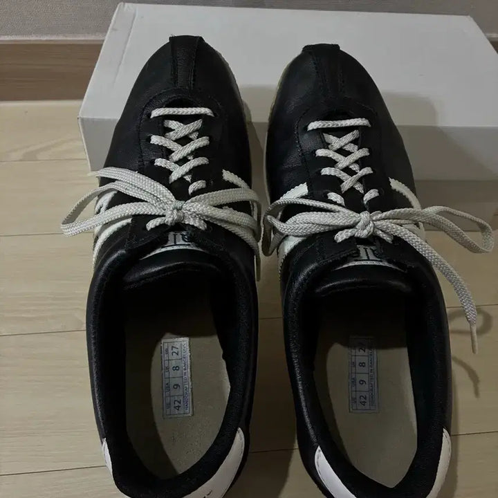 [SOLD OUT] MateS 마테스 스니커즈 MYRNA P.E 블랙 컬러 42사이즈