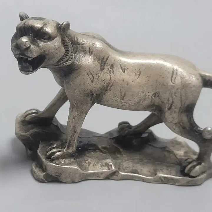 [BUNJANG] Antique White Copper Tiger Paperweight / 백동 호랑이 소형 문진