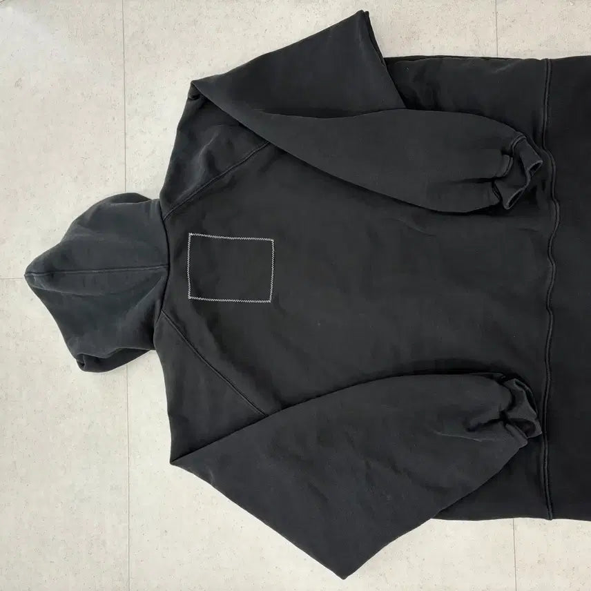 [BUNJANG] Blackout Cut Hoodie L / 블랙아웃 커티드 후드 L