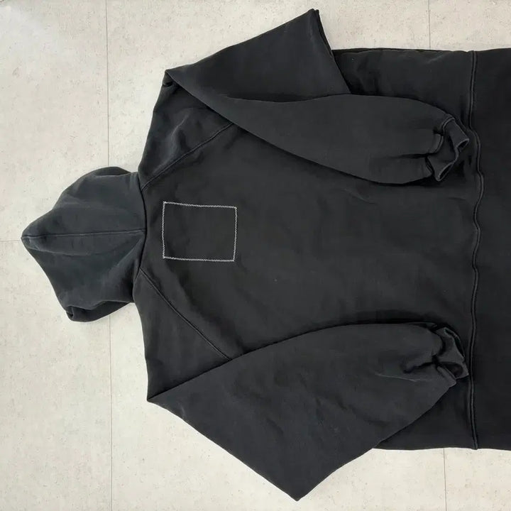 [BUNJANG] Blackout Cut Hoodie L / 블랙아웃 커티드 후드 L