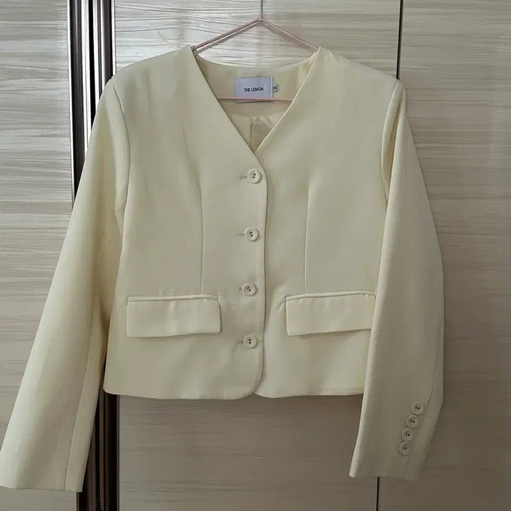 [BUNJANG] Lemon Yellow Spring Jacket / 봄 여성 자켓 레몬색상