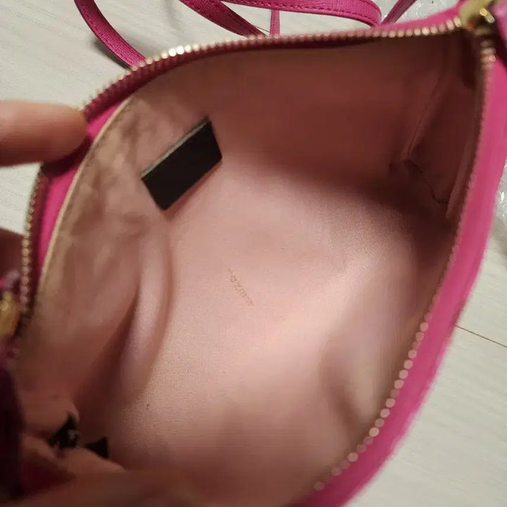 [BUNJANG] Fendi Leather Mini Crossbody Bag / 펜디 가죽  미니 크로스백