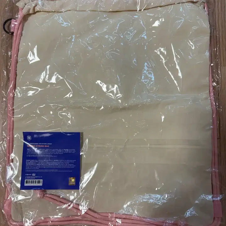 [SOLD OUT] MINIVE 미니브 아이브 부산한정 MD 스트링 백 미개봉 새상품