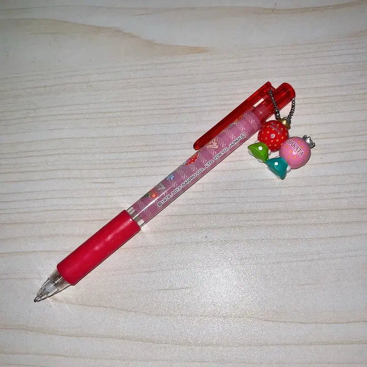 [BUNJANG] Kitty Strawberry Limited Edition Mechanical Pencils / 고전키티샤프/산딸기샤프/후쿠오카한정/딸기키티